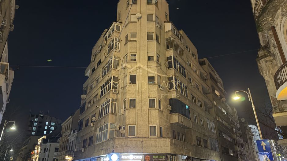 Studio *mobilat complet* // Piata Amzei - Poză 24