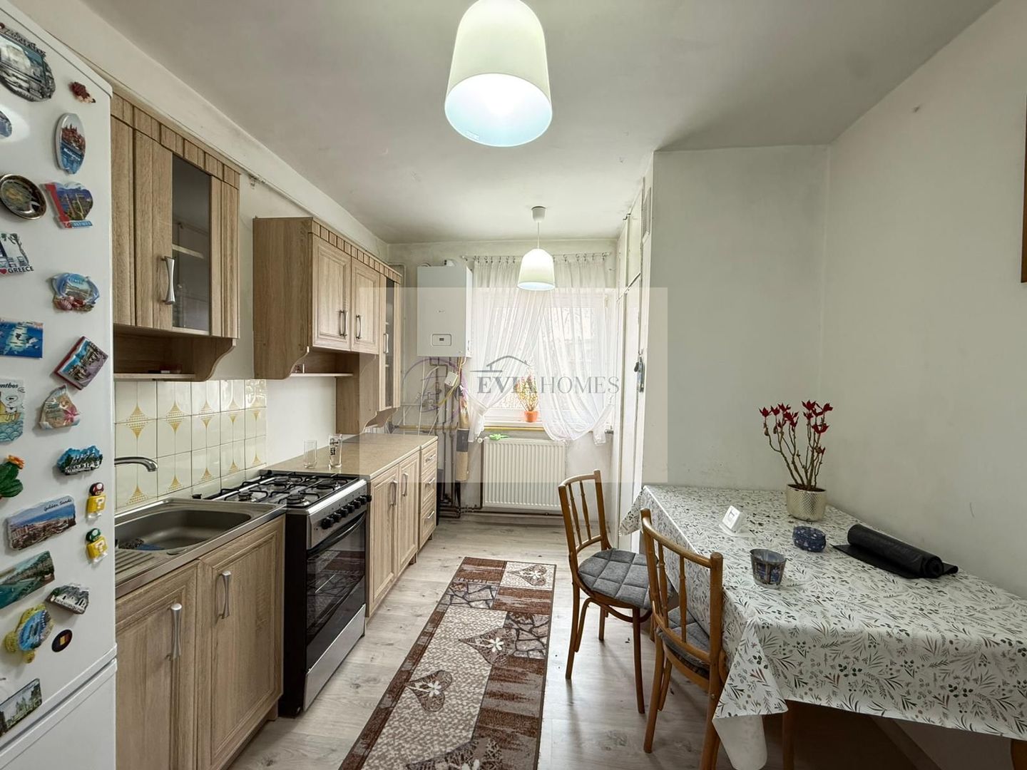 3 camere decomandate / 2 bai/ Zona Profi Zorilor - Poză 3