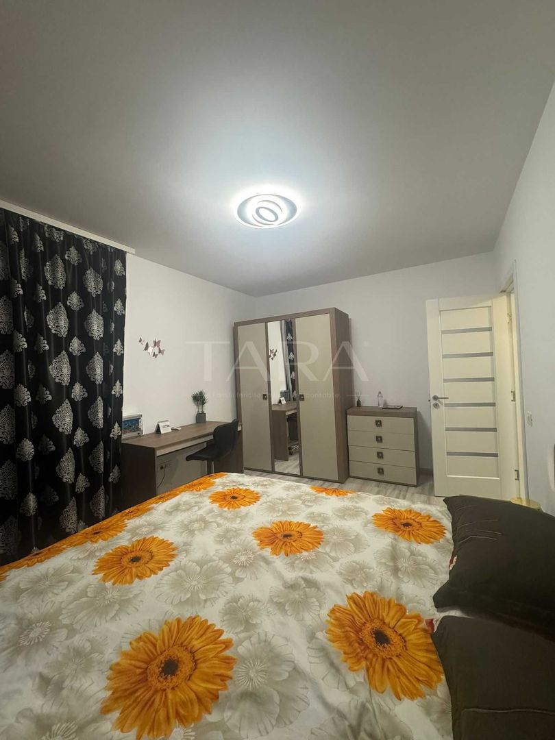 Apartament 2 camere, mobilat și utilat complet, loc de parcare, balcon - Poză 6