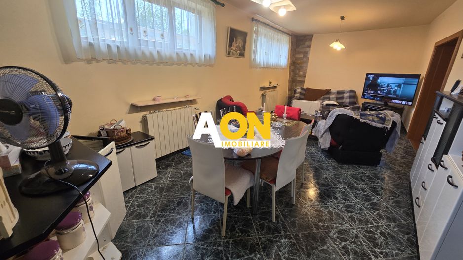 Vila cu 6 Camere,  Zona Centrala - Poză 5