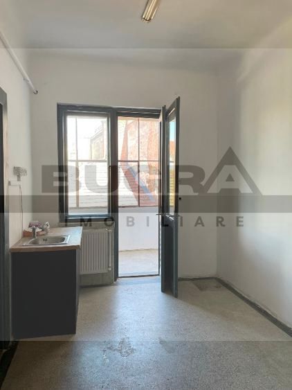 Apartament in zona ultracentrala ideal pentru locuit sau birou, 115mp - Poză 5