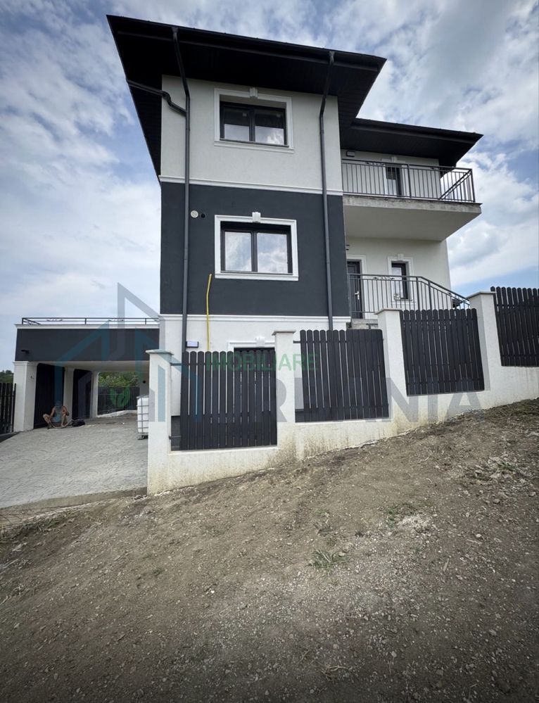 Vila Premium D+P+1 de vanzare in Breazu - Rediu, zona linistita cu priveliste superba - Poză 3