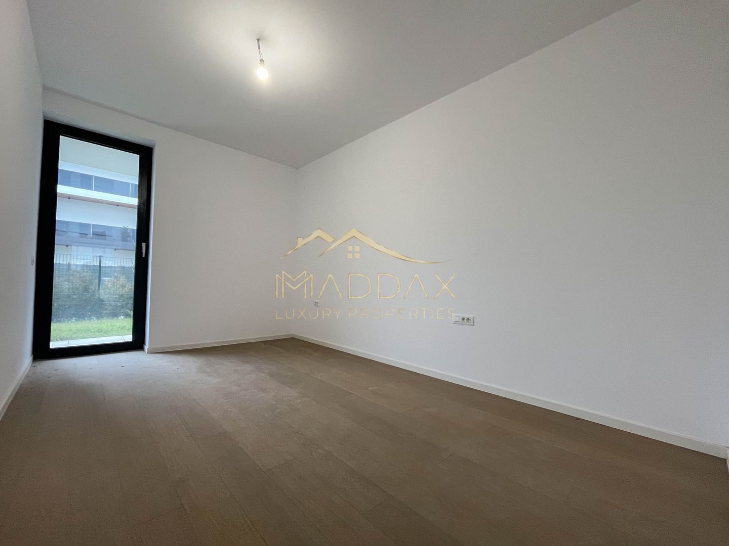 4 rooms apartment***181sqm***// 84sqm garden // Baneasa - Poză 16