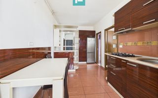 Apartament 2 camere, etaj 1, parcare privata. - Poză 5