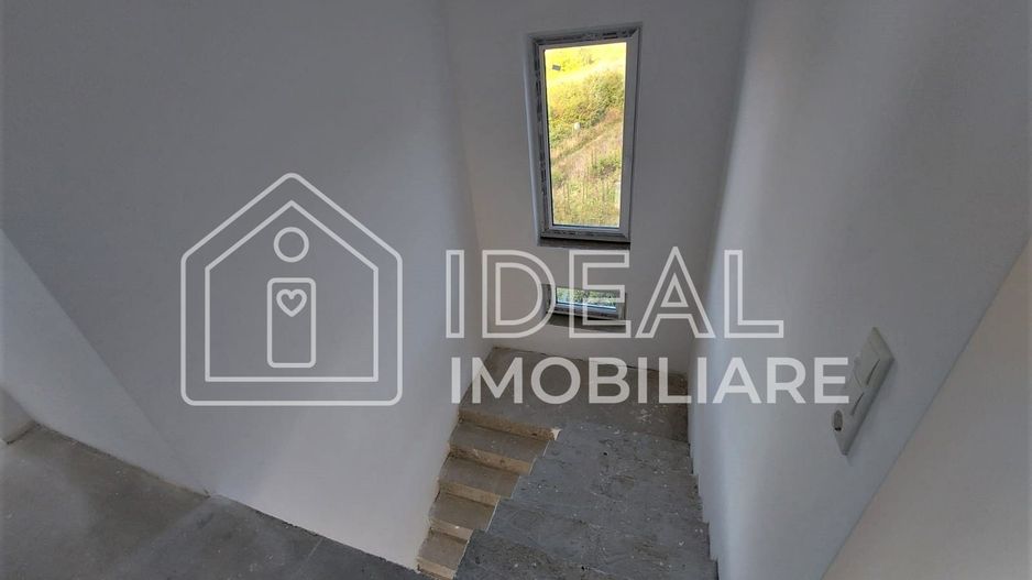 Casa Individuala Moderna cu 4 camere  si garaj, in Sura Mare - Poză 8