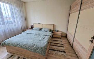 Casa individuala impartita in 2 apartamente | Ianova - Poză 5