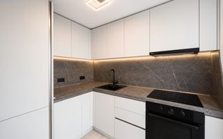 Apartament elegant cu 2 camere în One Herăstrău Towers - Poză 6
