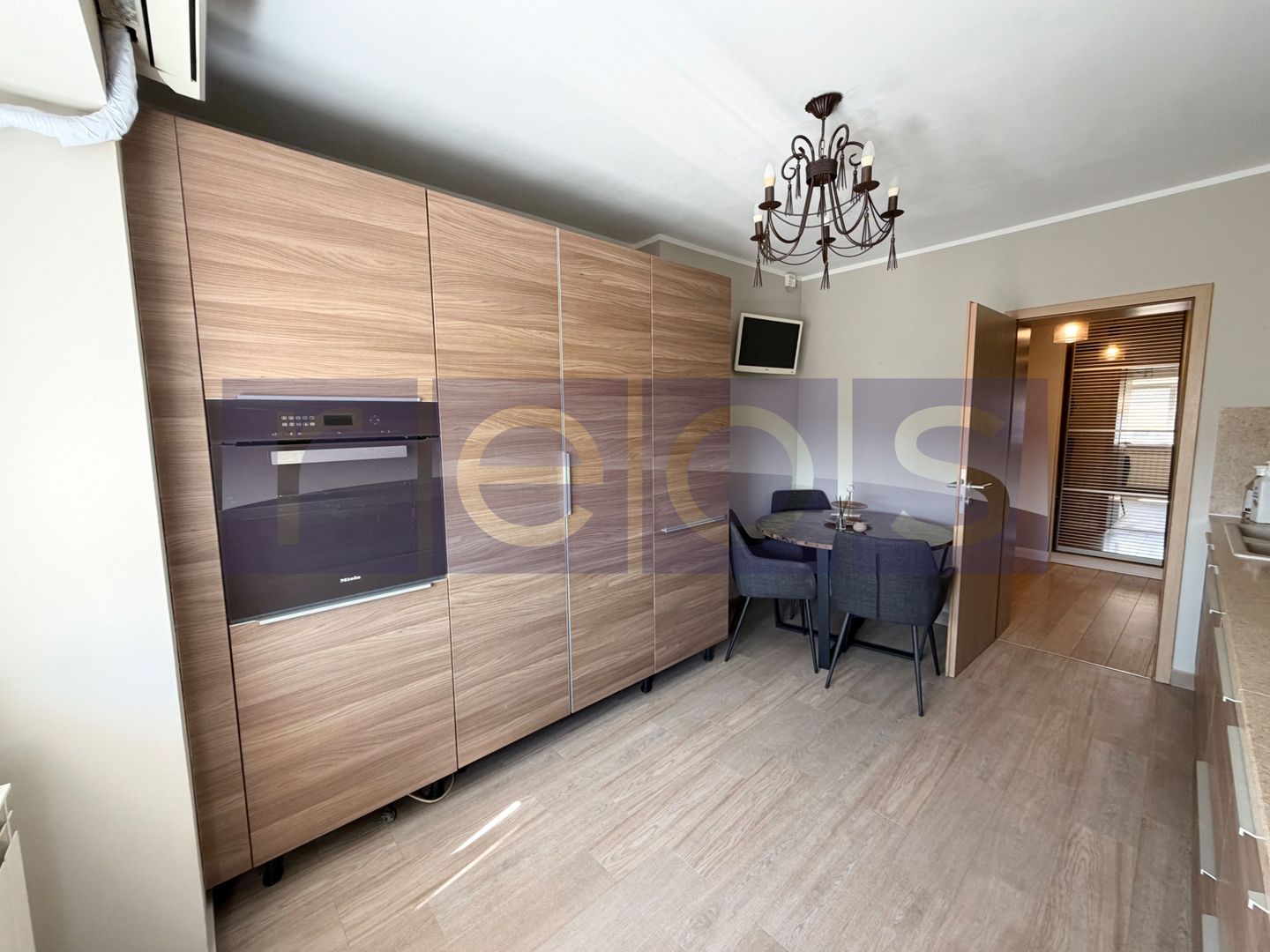 INCHIRIERE APARTAMENT PREMIUM | 4 CAMERE | 105 MP | ULTRACENTRAL - Poză 12