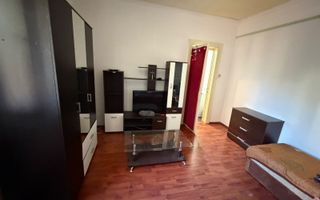 Garsonieră Zona Centrală - Popa Nan Acces la curte și centrală proprie - Poză 4