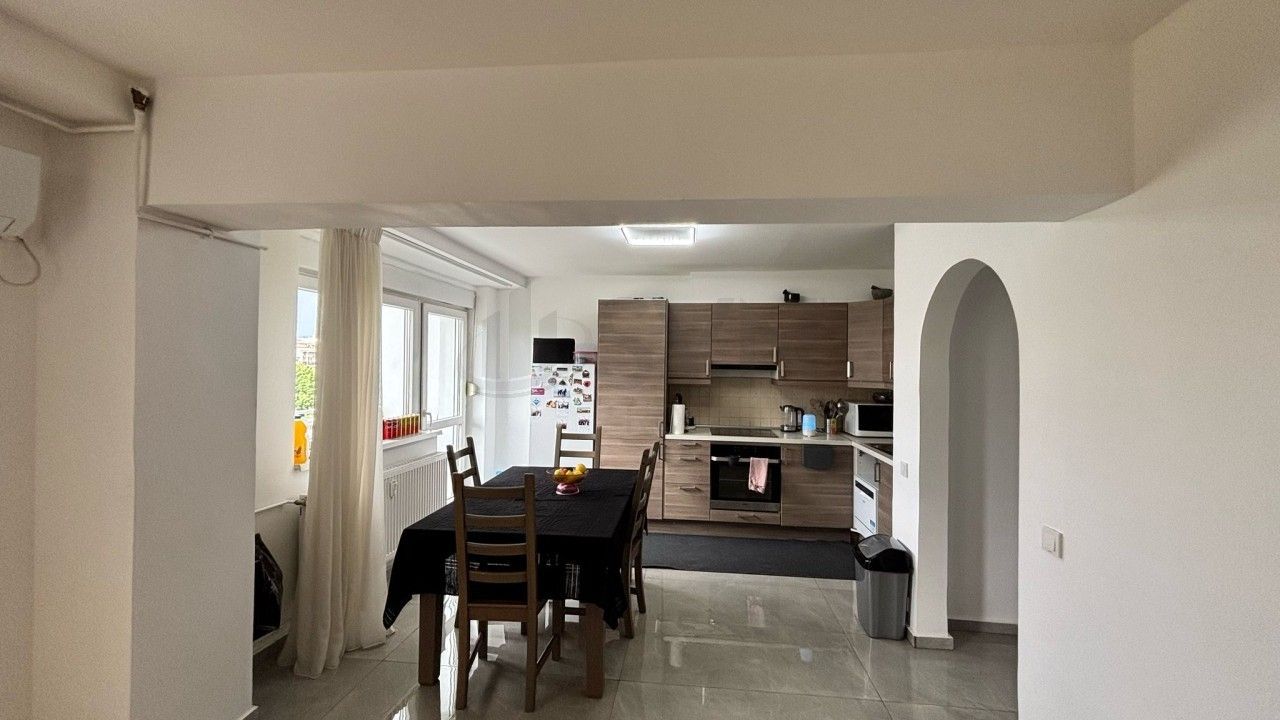 REA1023760 Apartament lux cu 3 camere si vedere panoramica la fantani I Bulevard - Poză 4