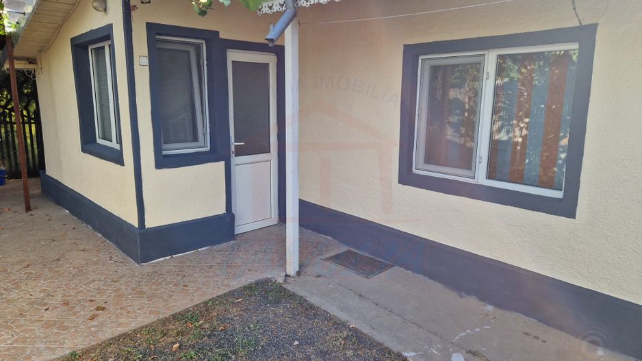 85.000 Euro- casa +magazin+garaj in com Smardan, sat Cismele, - Poză 7