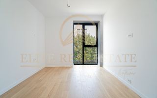 Stațiunea Mamaia - Vânzare apartament cu 2 camere, 2 bai cu vedere la mare. - Poză 12