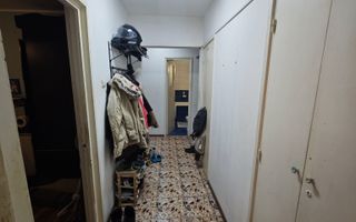 VANDUT! Carrefour Grand Arena decomandat Sector 4 - Poză 6