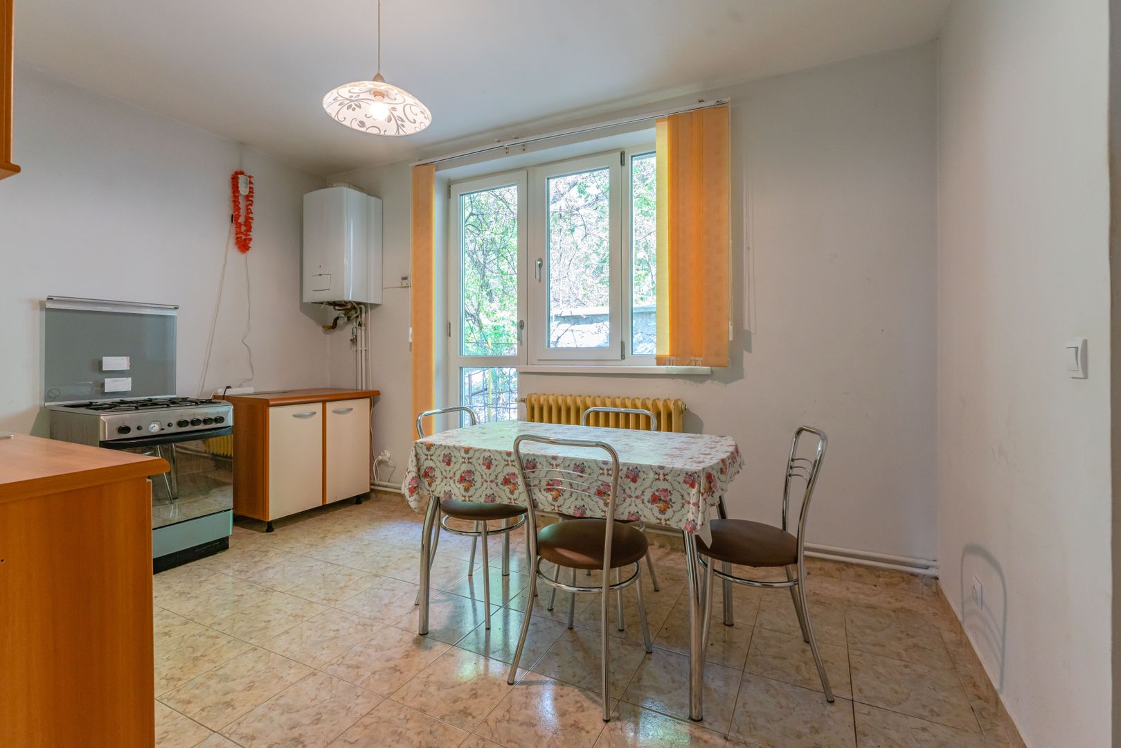 Casa individuala cu 9 camere in Brasovul Vechi. - Poză 7