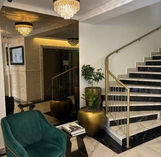 2 rooms apartment | Calea Victoriei | Interbellum design - Poză 1