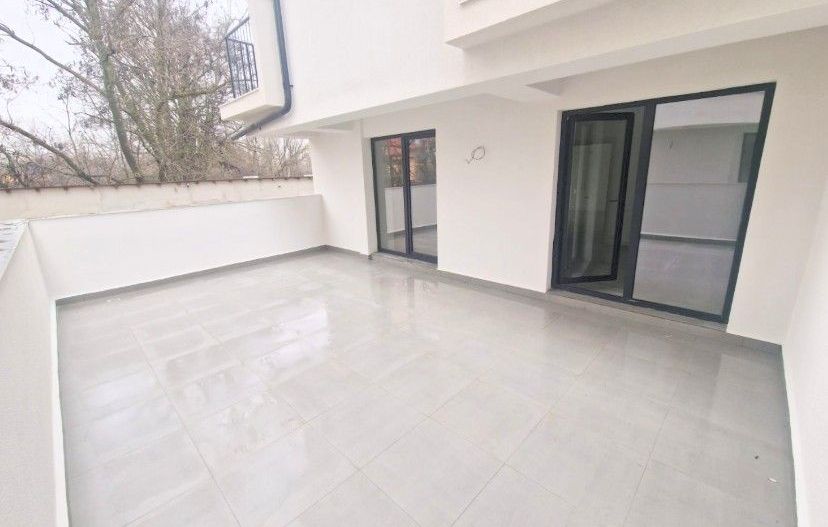 Apartament 3 camere, terasă 31 mp Otopeni central | parcare, comision 0 - Poză 1