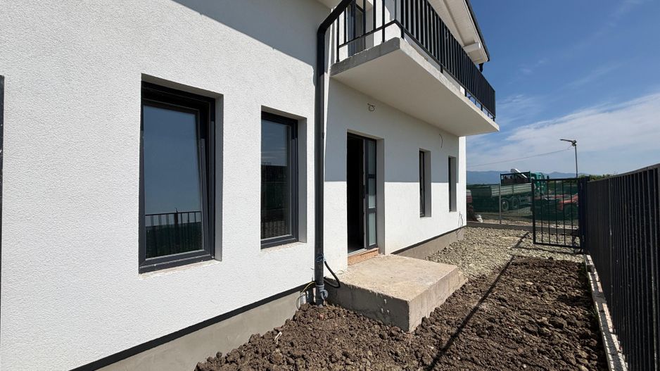 Viața la casă, liniște și munți la orizont – Duplexuri noi în Mohu - Poză 26