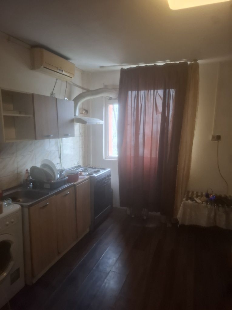 Garsonieră mobilată, etaj 2, lângă metrou Nicolae Grigorescu 250€ - Poză 5