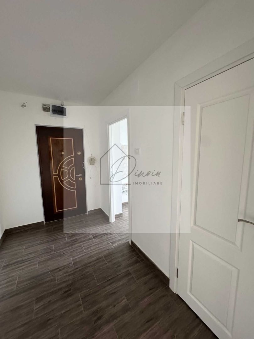 Apartament 3 camere Titan Ozana Metrou 1 Decembrie - complet renovat - Poză 8