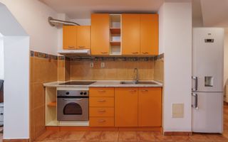 APARTAMENT 3 CAMERE DE INCHIRIAT – ETAJ 2 | DECOMANDAT |  POPA SAPCA - Poză 3