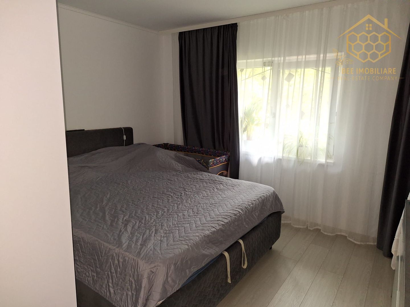 Apartament cu 3 camere in cartierul Rovine - Poză 5