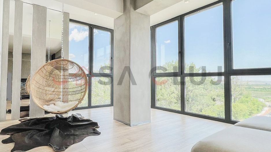 Modern, luminos, cu vedere panoramica si loc de parcare - Gheorgheni - Poză 6