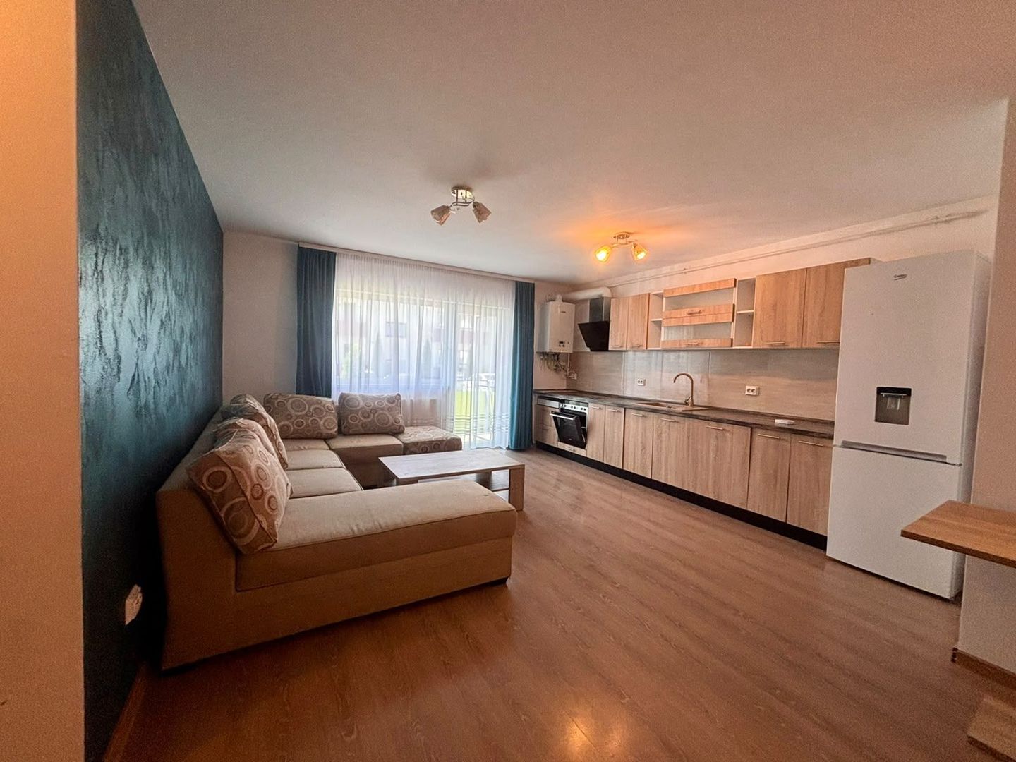 Apartament 3 camere cu curte proprie Selimbar - Poză 9