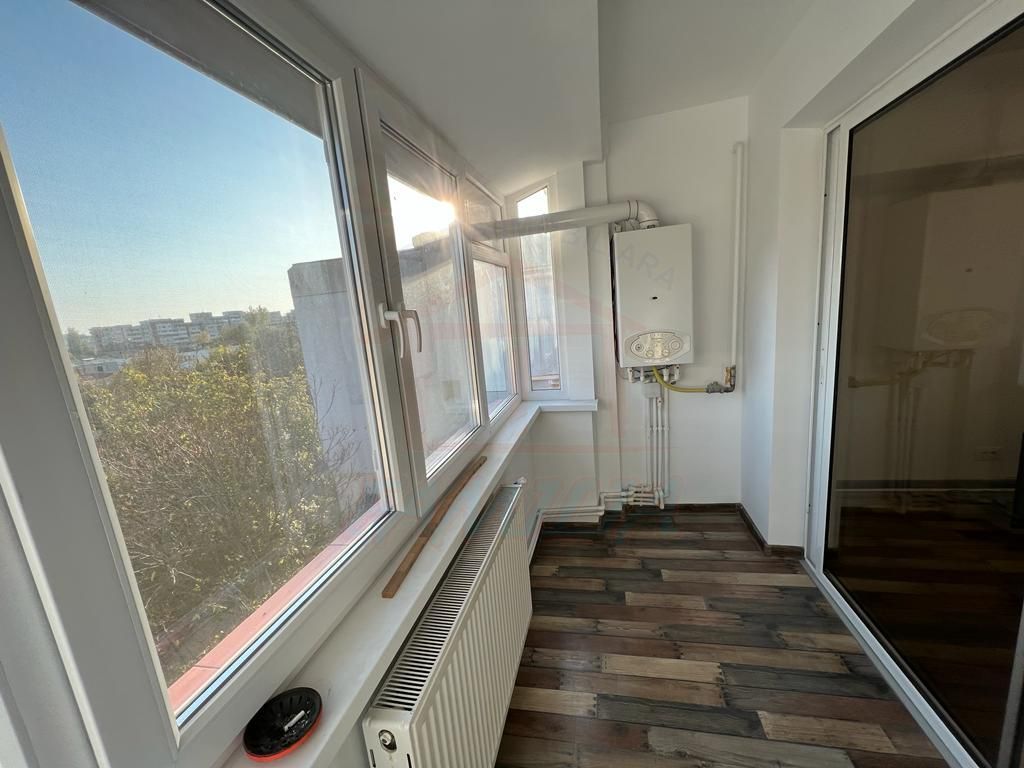 Inchiriem apartament cu 3 camere in centrul orasului, pret 500 euro - Poză 15