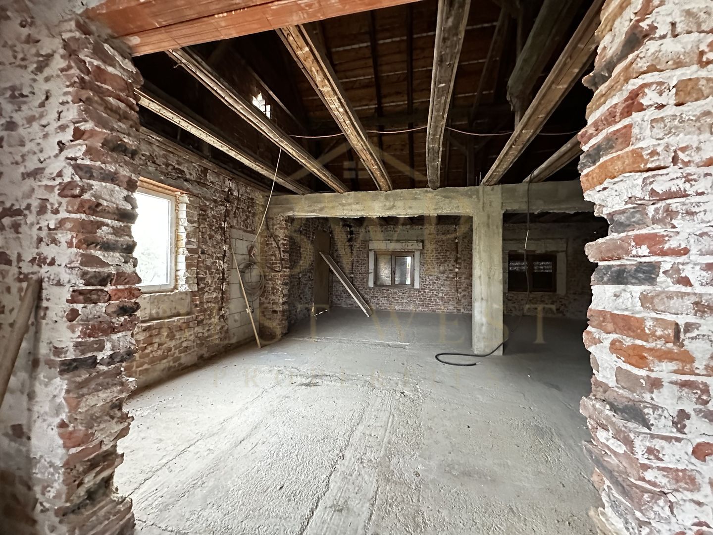 Spațiu comercial, Ghiroda principală, vad excelent - Poză 9