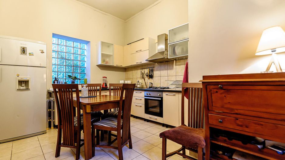 Apartament cu două camere, Școala Generală nr. 4 - Poză 2