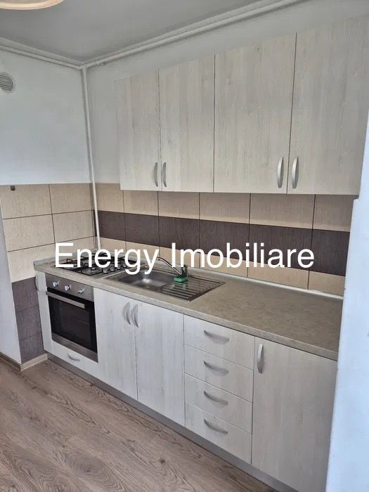 Apartament cu 3 camere,zona Tudor - Poză 6