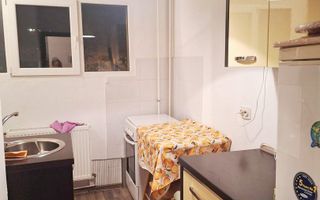 Garsoniera in bloc de apartamente piata Astra - Poză 2