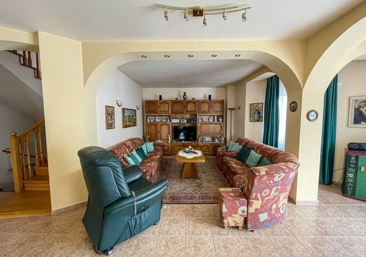 BRASADAS vinde casă tip D P M cu teren 17 ari in Bercu Roșu. - Poză 4