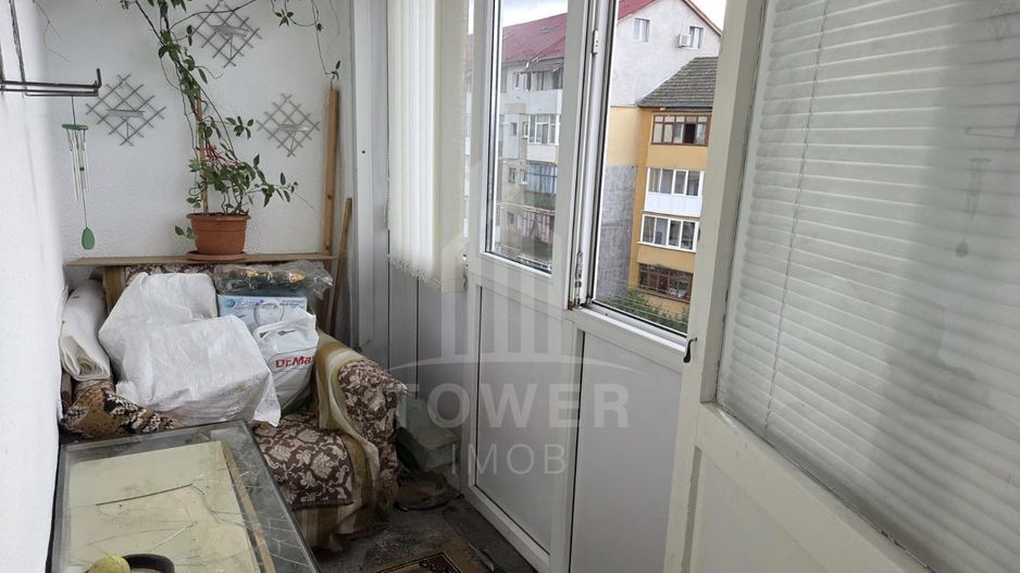 Apartament cu 3 camere decomandat | zona Vasile Aaron - Poză 11