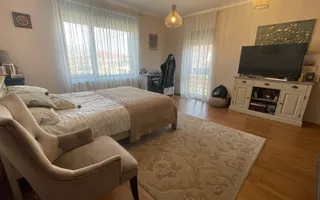 Casa eleganta si luminoasa, situata in zona de case - Mehala - Poză 36