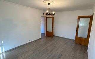 De vânzare – Apartament 3 camere, Sector 4 - Poză 3