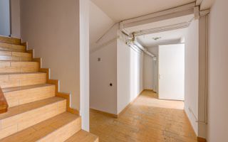 Vila ***400mp*** + Curte Proprie // zona Aviației - Poză 33