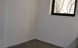 Hala de vanzare in zona Torontalului - Poză 10
