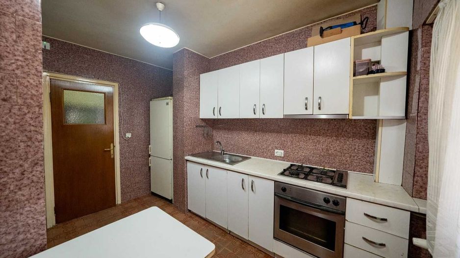 Iancului/Victor Manu - 4 camere stradal - Poză 7