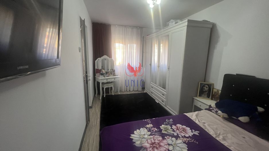Apartament 2 camere Craiovita Noua zona Niela - Poză 3