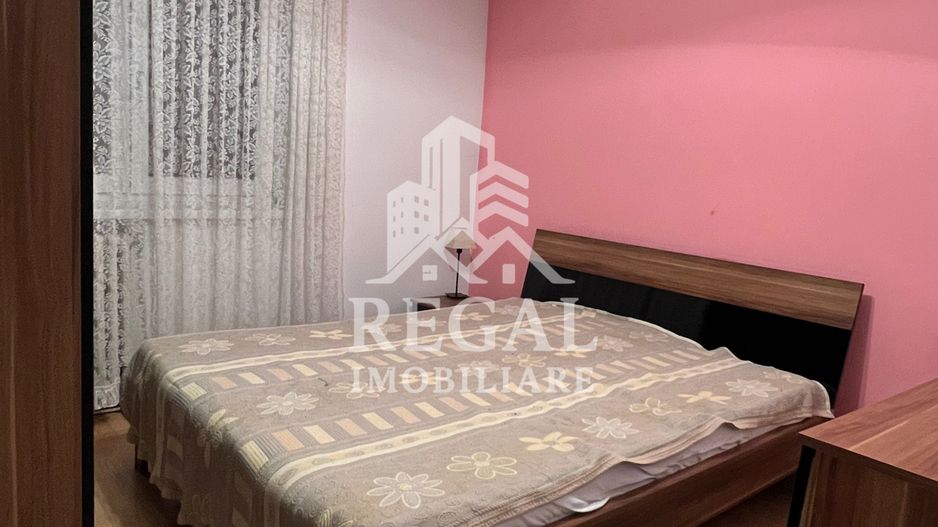 Apartament de inchiriat cu 3 camere. Zona Micro 5/1 (B-dul Traian) - Poză 2