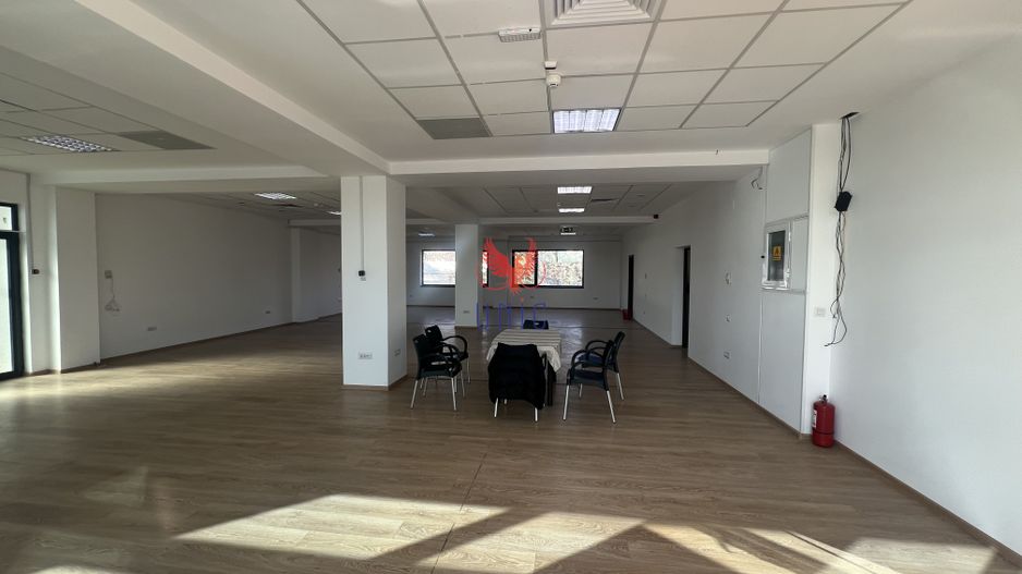 Spatiu Comercial / Birouri Central - Poză 8