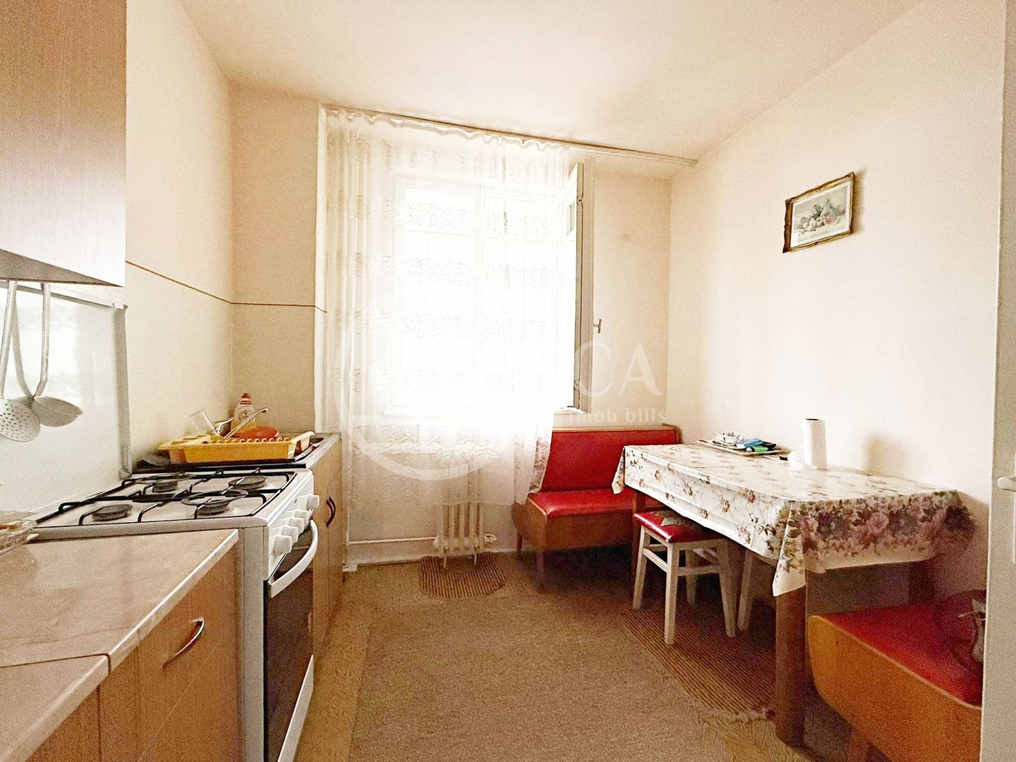 Apartament cu 3 camere de inchiriat in zona Rogerius, Oradea - Poză 7