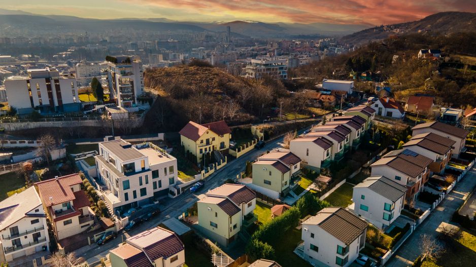 Casa individuala | 255mp s. desfasurata | teren 473mp | D+P+E | Gruia - Poză 4