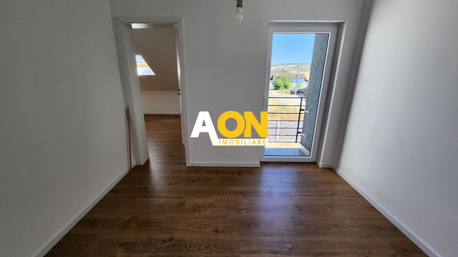 Casa Individuala cu 4 camere, 3 bai, terasa, 370mp teren, Oarda de Jos - Poză 20