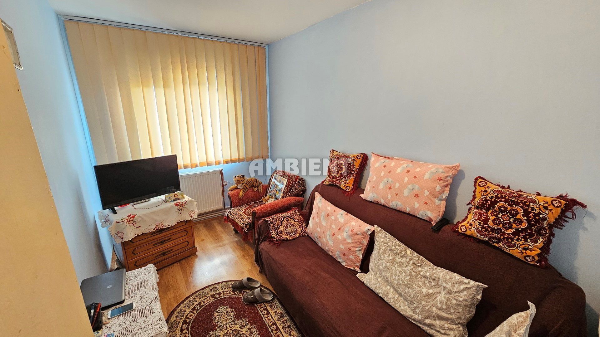 Apartament 3 camere, decomandate, zona Cartier; - Poză 4