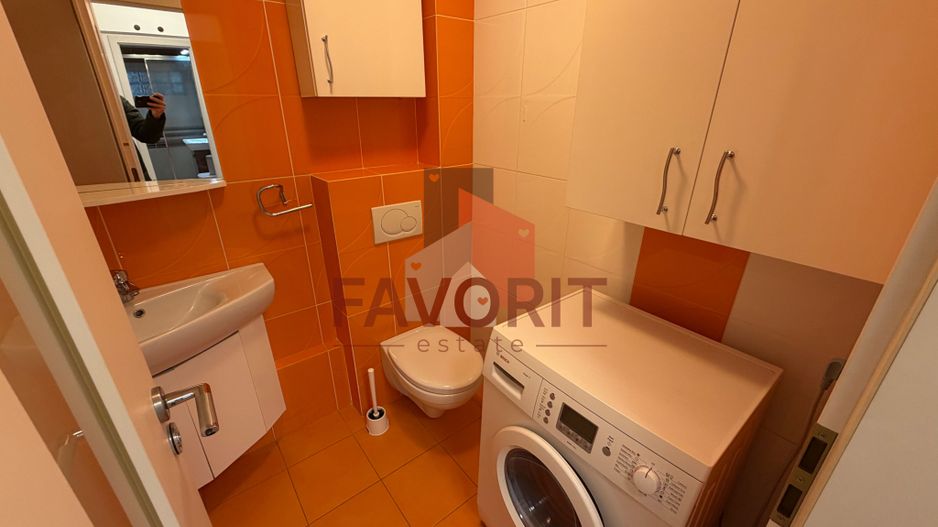 Etaj 2. Disponibil imediat. Garaj. Pozitie excelenta - Poză 22