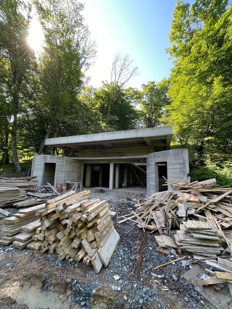 Proiect Exclusivist: Teren 1.000 mp cu Construcție în Dezvoltare - Poză 7