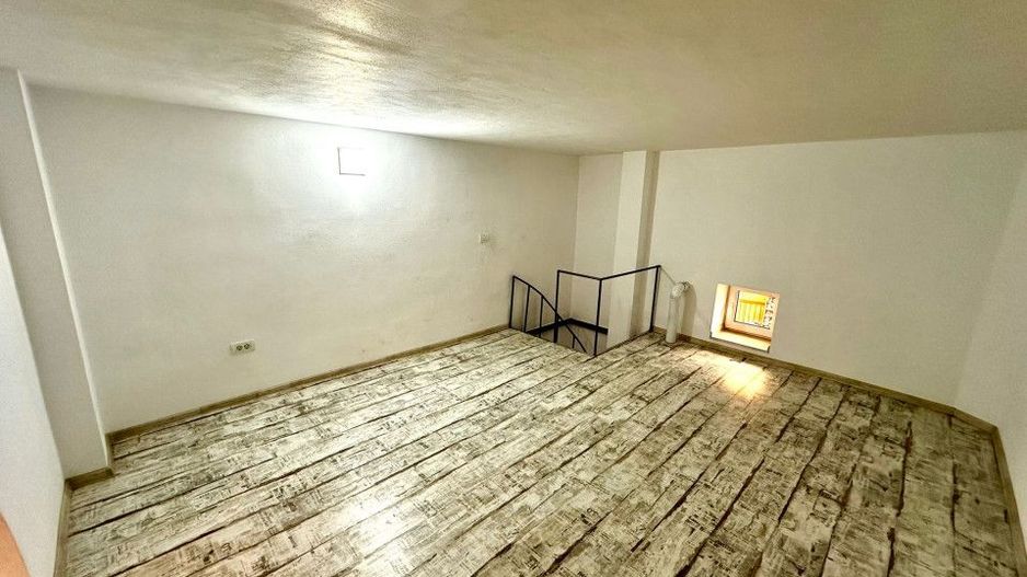 Spatiu comercial situat in inima orasului, 85mp-3 camere, P+E acces stradal - Poză 6