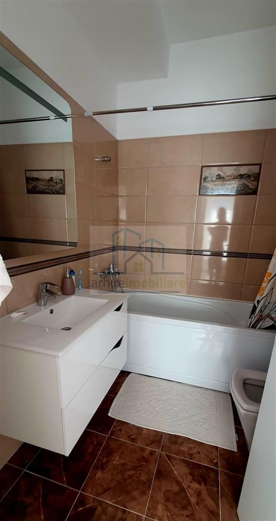 Inchiriere apartament 3 camere - Poză 17